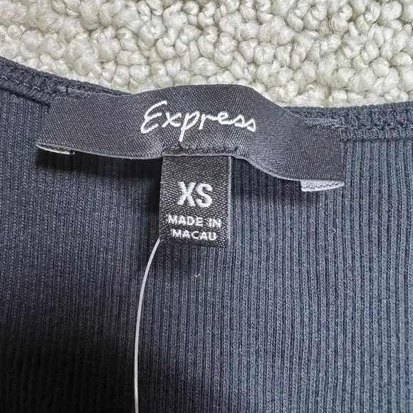 NWT Express Black/Silver Sequins Tank Top size XS - Picture 5 of 9